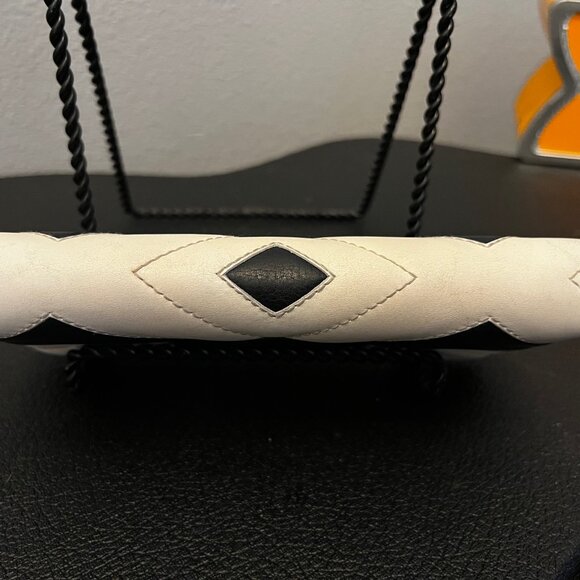 Gucci GG Marmont Chevron Zip Wallet Black & White Leather - Picture 10 of 10